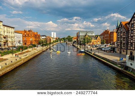 Bydgoszcz, Poland, May 31, 2018: The Waterfront On The River Brda With Beautiful Architecture In Byd