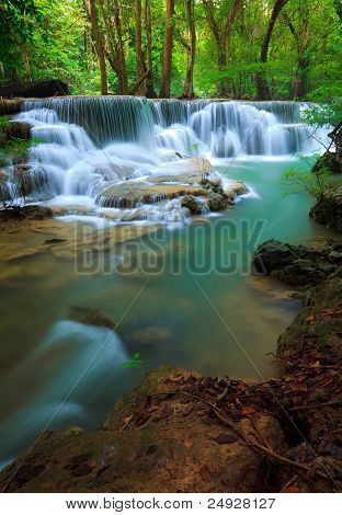 Erawan cascata, Kanchanaburi, Thailandia