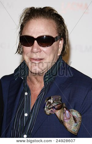 LOS ANGELES - NOV-5: Mickey Rourke im LACMA Kunst + Film-Gala am 5. November 2011 in Los Angeles, 