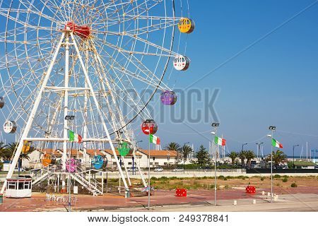 Pescara, Italy - May 20, 2018: Ferris Wheel At The Port Of Pescara With Blue Sky