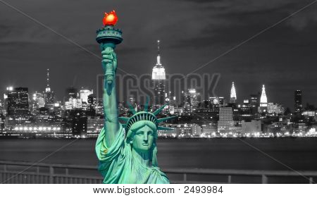 Socha svobody a panorama New Yorku