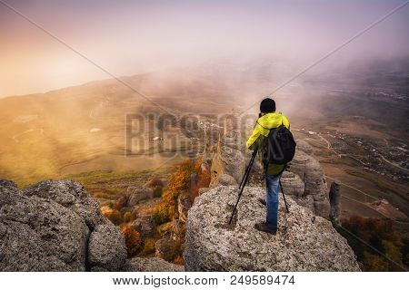 The Photographer Shoots The Sunrise. Demerdzhi, Crimea 2016-03-07