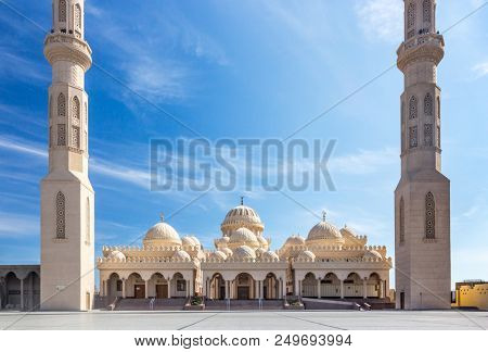  El Mina mosque in Hurghada, Egypt