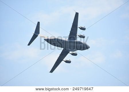 Chicopee, Ma - Jul 14: C-17 Globemaster Iii At The 2018 Great New England Airshow At Westover Air Re