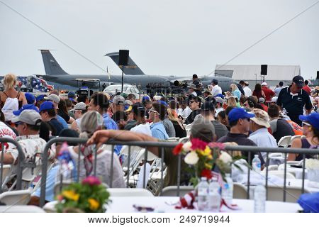 Chicopee, Ma - Jul 14: Crowd At The 2018 Great New England Airshow At Westover Air Reserve Base In C