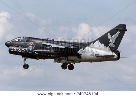 Raf Fairford, Gloucestershire, Uk - July 10, 2014: Greek Air Force (hellenic Air Force) Ltv A-7e Cor