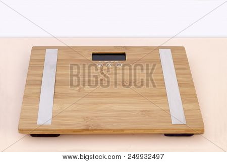 Bamboo Scale, Digital Scale For Weight Control. Health, Diet And Fitness