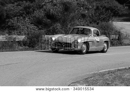 Pesaro Colle San Bartolo , Italy - May 17 - 2018 : Mercedes-benz 300 Sl CoupÉ (w198) 1955 On An Old 