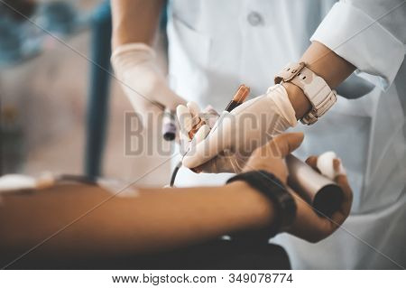 Donating Blood For Transfusions : Blood Donation And Blood Donor,  Hemolytic Transfusion Bank Concep