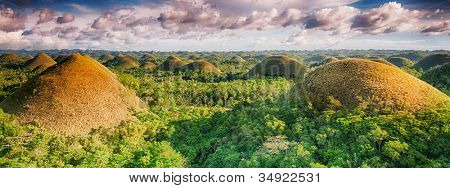 Panorama af Chokolade Hills. Bohol, Filippinerne