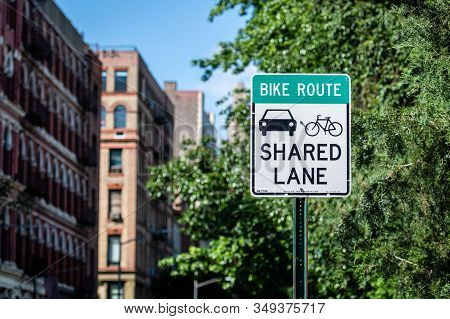 Share Lane Sign For Cyclists And Cars In Manhatan, New York, Usa