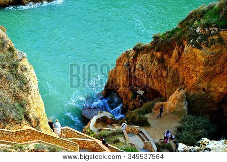 Ponta Da Piedade, Algarve, Portugal - October 31, 2015 : Path To The Bottom Of The Spectacular Ponta