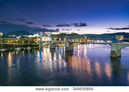 Chattanooga, Tn - October 8, 2019: Chattanooga City Skyline Along The Tennessee River At Night