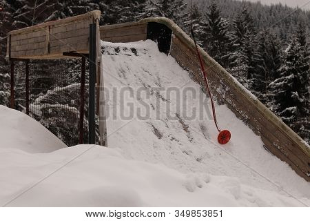 T-bar Lift In Ski Resort In Beskydy Mountains, Czech Republic, Europe. Special Type Of Tow. Suitable