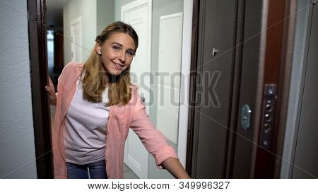 Hospitable Female Realtor Opening Door, Room-tour For Real Estate Buyer, Pov