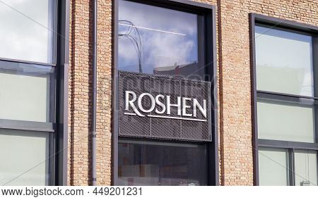 Confectionery Chocolate Factory Roshen In Kiev. Emblem Of The Roshen Company. Business Owned By Form