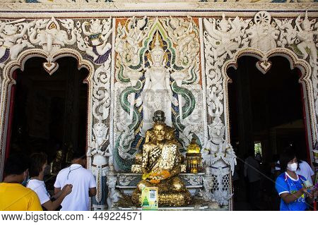 Buddha Statue For Thai People And Foreign Travelers Travel Visit And Respect Praying At Wat Pracha R