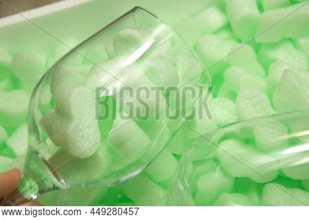 Styrofoam Granular Packaging Filler For Parcels, Protective Packaging . Glass Protection, Sterilized