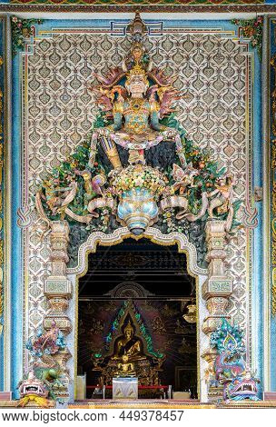 Bangkok, Thailand. Feb - 10, 2022 : Elaborate Sculptures Entrance The Buddhist Church At The Famous 
