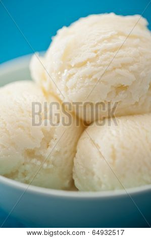Vanilla Ice Cream Cup