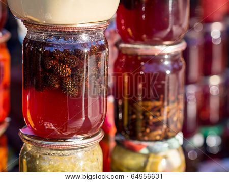 Pine tree cones jam