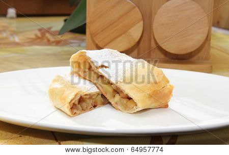 Home Strudel