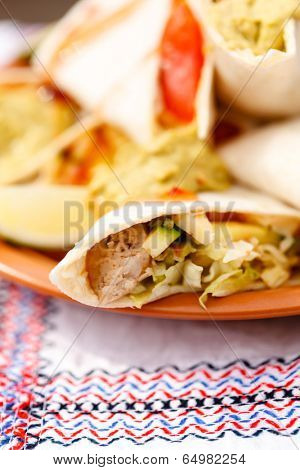 tortillas with dip
