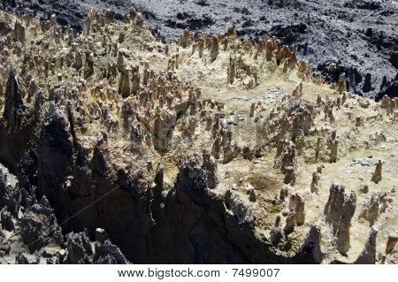 Berglandschappen van staat van Saravak. Borneo.