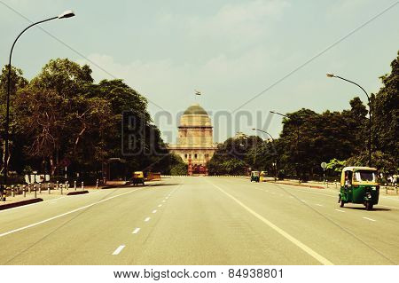 Road leading towards a government building, Rashtrapati Bhawan, New Delhi, India