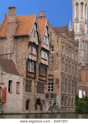 case sul lungomare a Bruges