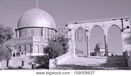 JERUSALEM ISRAEL 23 10 16: Temple Mount known as the the Noble Sanctuary of Jerusalem located in the Old City of Jerusalem, is one of the most important religious sites in the world.