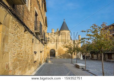 OLITE, SPAIN - NOVEMBER 1, 2016: Cobblestoned square in the historical center of Olite, Spain