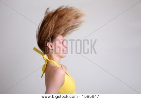 Pretty Woman buttando i capelli