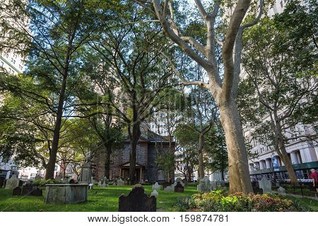 St Pauls Churchyard In New York