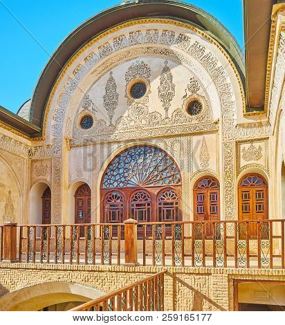 Kashan, Iran - October 22, 2017: The Carved Stucco Patterns On The Small Portal Of Tabatabaei House,