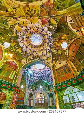 Kashan, Iran - October 22, 2017: The Carved Stellar Dome Of The Small Hall Of Aminoddole Caravansera