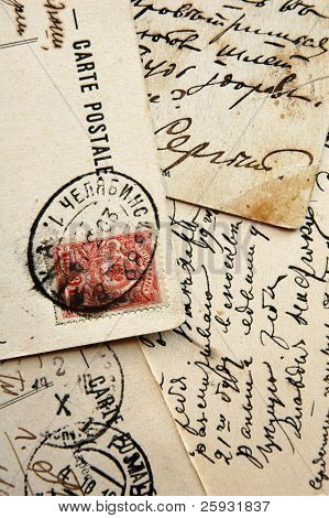 Cartoline vecchio russo con le aquile a due teste in francobolli