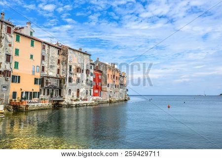 Rovinj, Croatia - May 22, 2018: Coastal Town Of Rovinj In Early Morning. Rovinj - Beautiful Ancient 