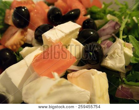 Fresh Mixed Salad With Rucola Tomato And Cheese