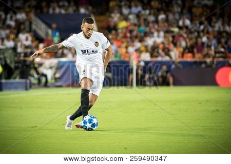VALENCIA, SPAIN - SETEMBER 19: Ruben Vezo during UEFA Champions League match between Valencia CF and Juventus at Mestalla Stadium on September 19, 2018 in Valencia, Spain