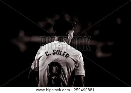 VALENCIA, SPAIN - SETEMBER 19: Carlos Soler during UEFA Champions League match between Valencia CF and Juventus at Mestalla Stadium on September 19, 2018 in Valencia, Spain