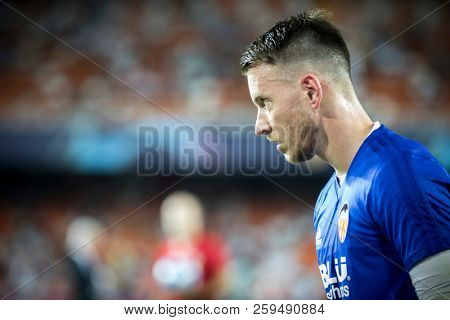 VALENCIA, SPAIN - SETEMBER 19: Neto during UEFA Champions League match between Valencia CF and Juventus at Mestalla Stadium on September 19, 2018 in Valencia, Spain