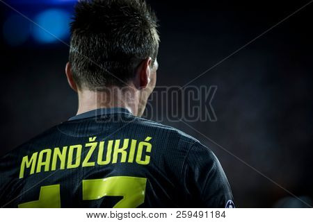 VALENCIA, SPAIN - SETEMBER 19: Mandzukic during UEFA Champions League match between Valencia CF and Juventus at Mestalla Stadium on September 19, 2018 in Valencia, Spain