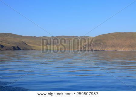 Deserted Coast Of The Central Partof The  Lake  Baikal