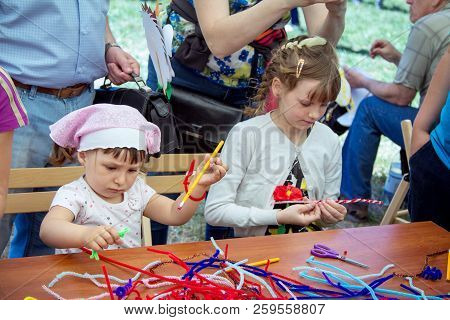 Zaporozhia/ukraine- June 2, 2018: Charity Family Festival - Small Girls Participating At Art And Cra