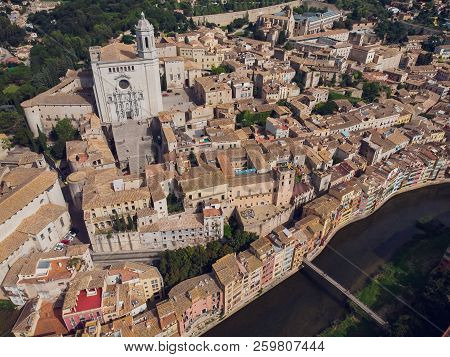 Girona - Town In Catalonia, Spain. Onyar River Bridge, Colorful Mediterranean Architecture. Prominen