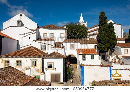 Obidos, Portugal - September 21, 2018 : Within The Walls Of The Historic Village In The Center Of Po