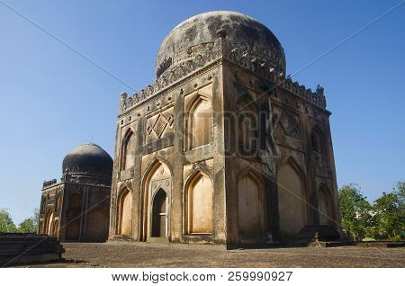 Barber's Tomb On The Left And Tomb Of Khan Jahan On The Right. Barid Shahi Garden, Bidar, Karnataka