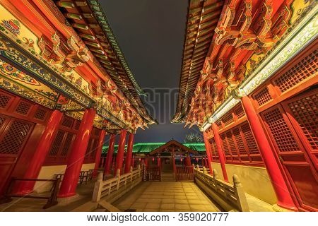 teng wang pavilion in nan chang jiang xi province China at night