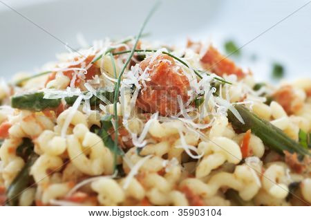 Fusilli s lososem